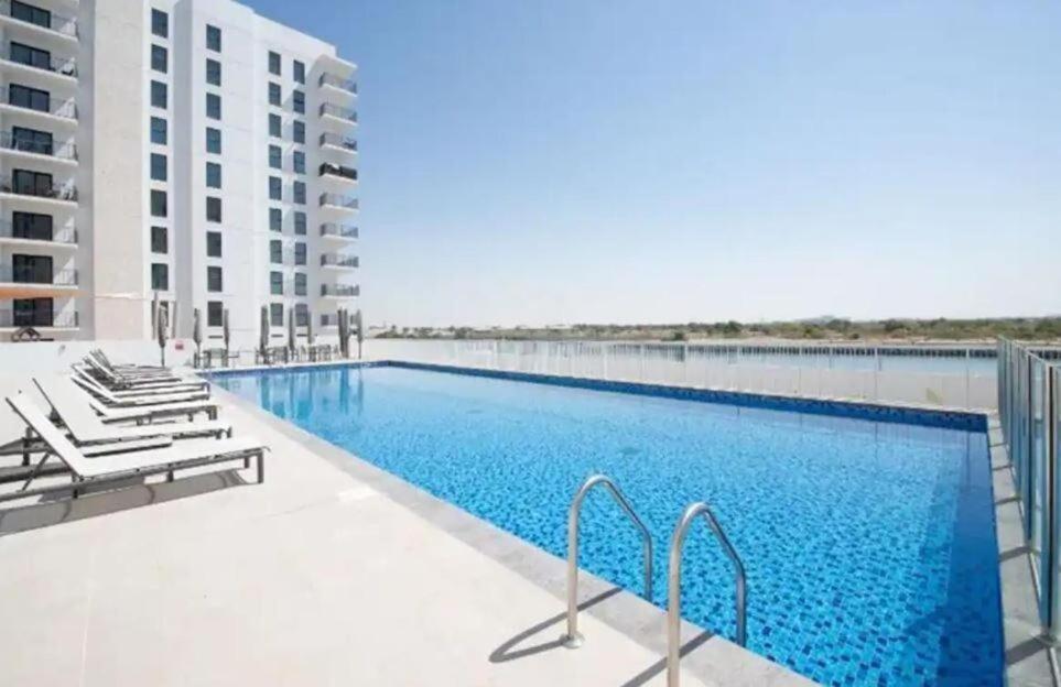 Yas Island, Water Edge Apartment Abu Dhabi